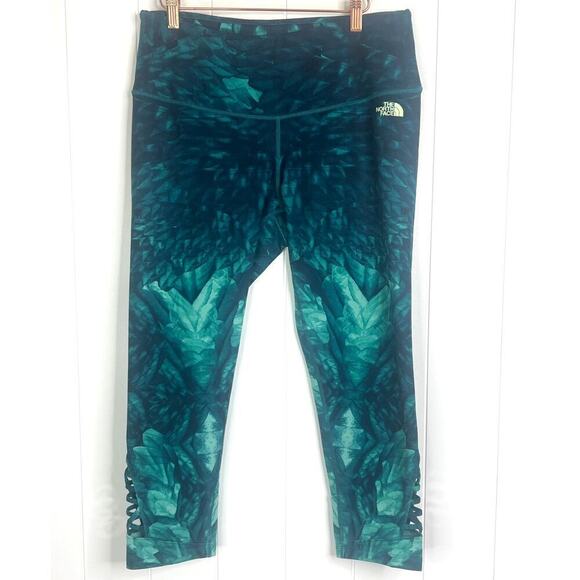 The North Face Green Tropical Cropped Active Wear Leggings Size XL - Picture 1 of 9